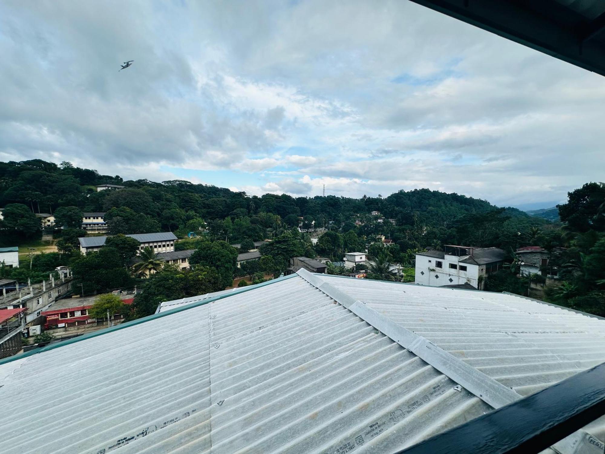 The Sky Tents Kandy Dış mekan fotoğraf