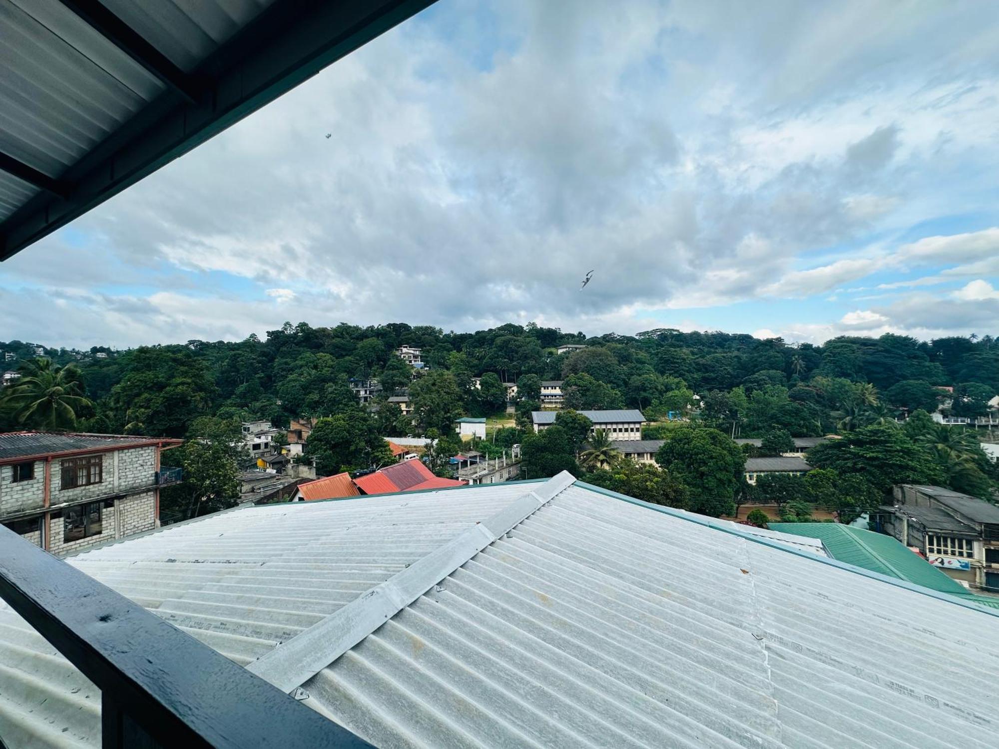 The Sky Tents Kandy Dış mekan fotoğraf